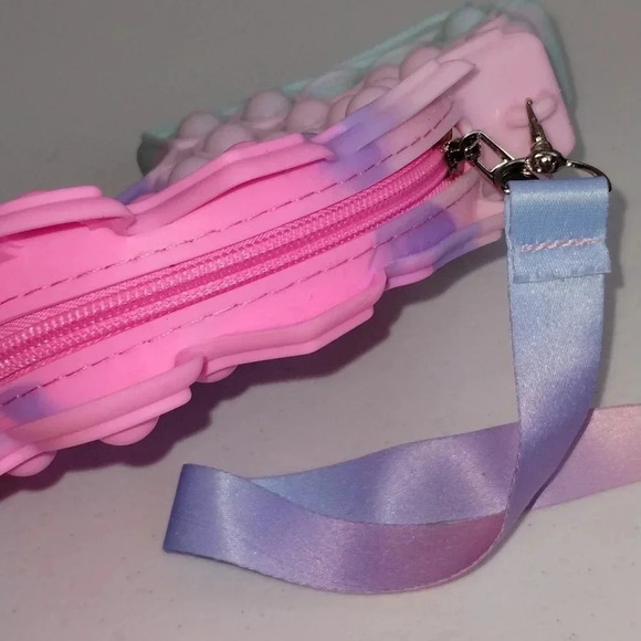 Girls Unicorn Silicone Rainbow Multicolored Pop Purse Mini Bag Kids Fashion - Picture 2 of 2